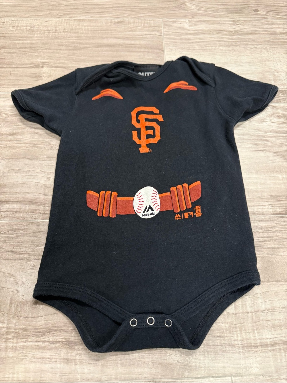 San Francisco Giants Black & Orange Baby One-Piece Bodysuit Baby Size 24 Months